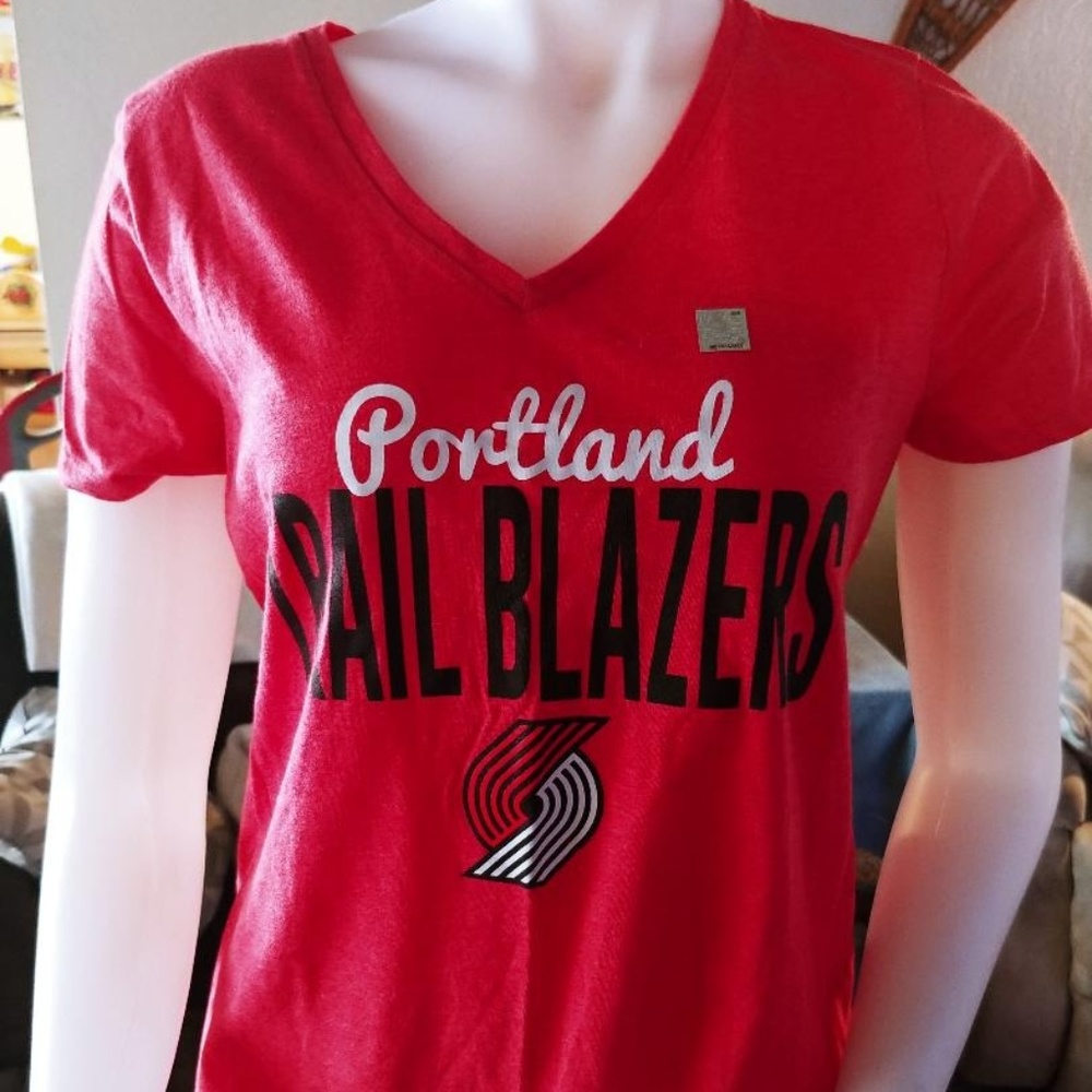 women's Portland trailblazers tee